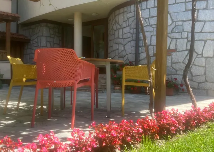 Lina Hotel